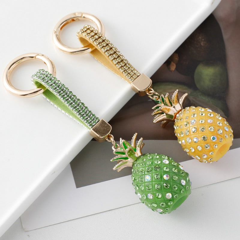 Wholesale Creative Cute Diamond-encrusted Alloy Rhinestone Three-dimensional Pineapple Keychain
